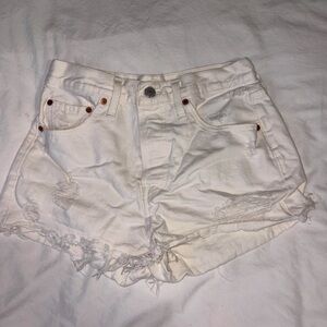 Levi’s White Button-Up High Waisted Shorts